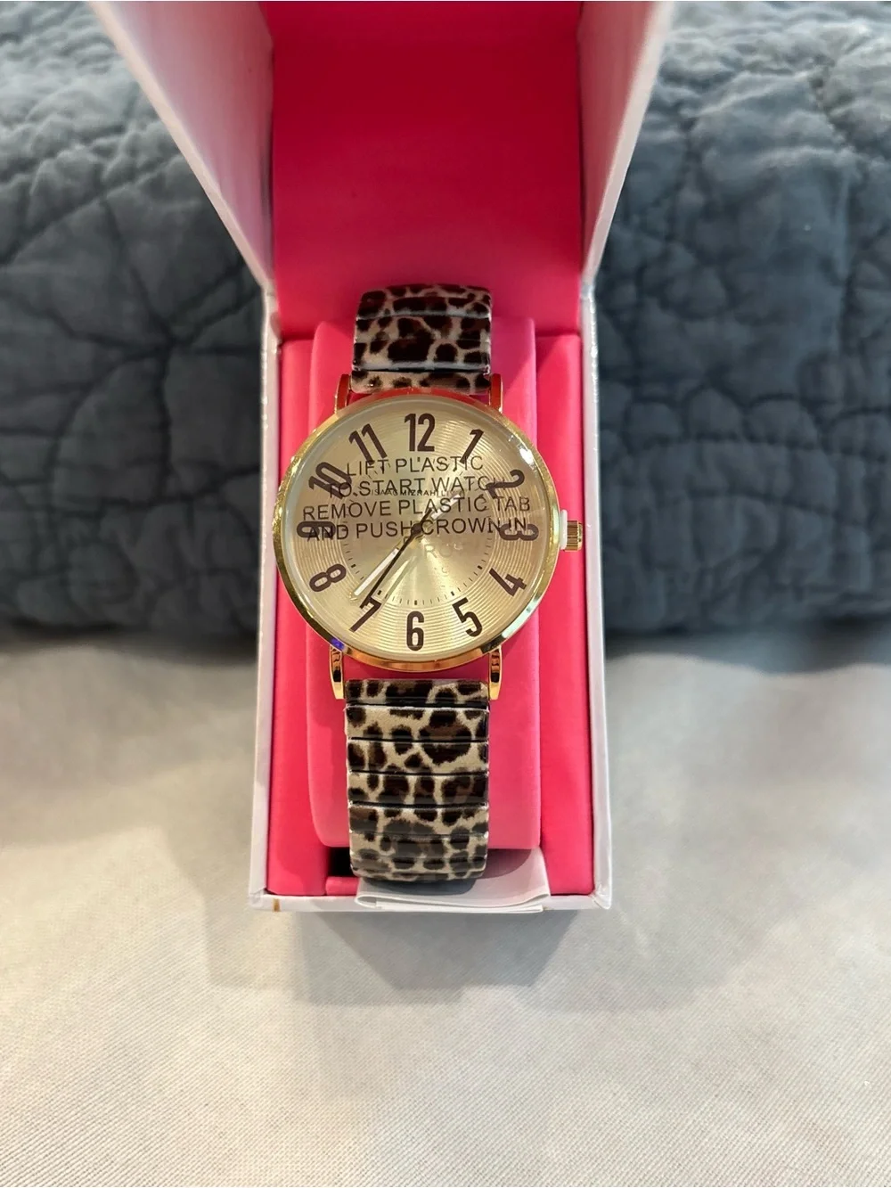 Isaac Mizrahi Live Leopard Print Stretch Band Gold Tone Watch NWT